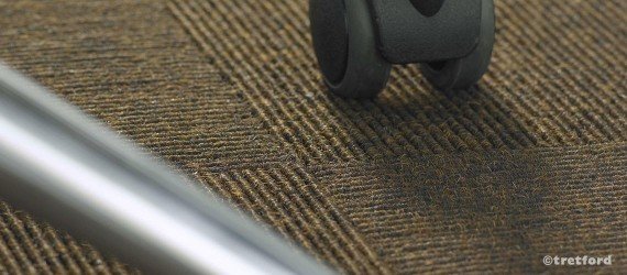 Tretford Plus 7: tapis pour l'espace de travail approprié aux sièges à roulettes et escaliers (poils de chèvre Cachemire & laine